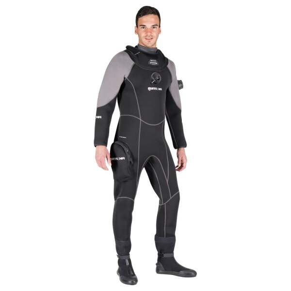 XR3 Dry Suit with Boots size L
